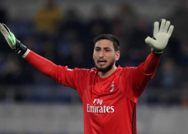 多纳鲁马:足球征程中的荣耀、挑战与成长