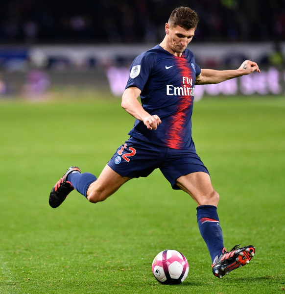 穆尼耶：足球转会背后的利益纠葛与个人抉择