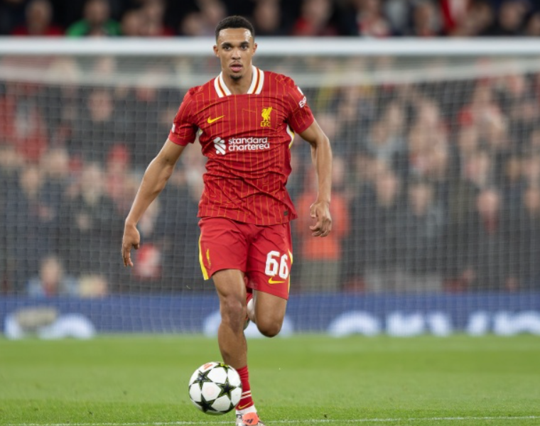 阿诺德复出引热议:国家德比首发存疑,<a href='https://byqcxy.com/news/tag/286.html' style='color: blue;'>皇马</a>未来布局待考