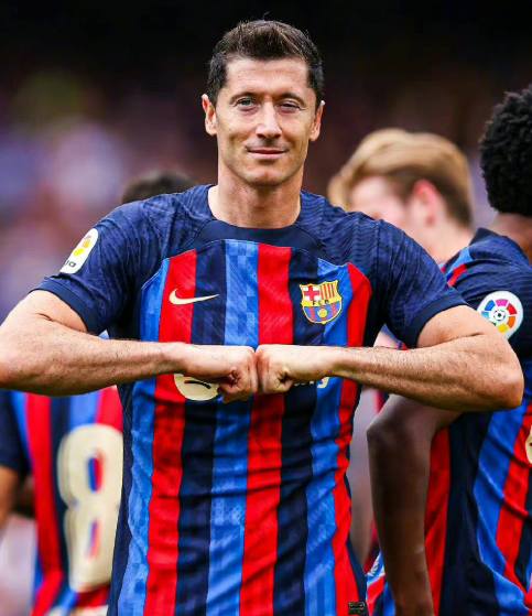 莱万恢复合练,有望周末出战埃尔切联赛