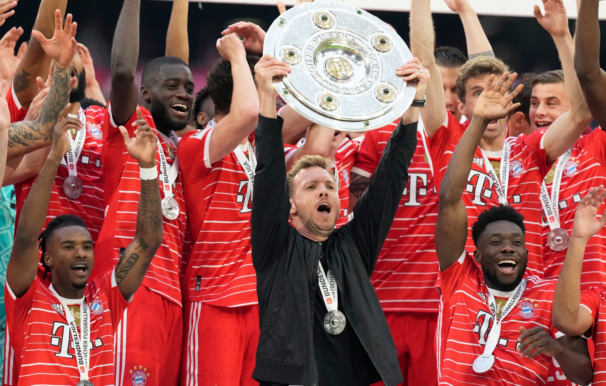 <a href='https://byqcxy.com/news/tag/1435.html' style='color: blue;'>拜仁慕尼黑</a>：欧冠赛场的德意志战车轰鸣向前