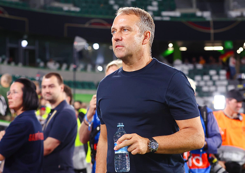 《每日体育报》剖析:佩德里加维缺阵下,弗里克中场布局难题与德