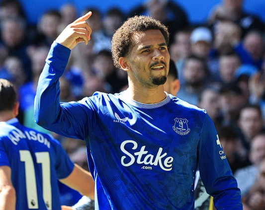 埃弗顿拟续约恩迪亚耶:奖励出色表现,着眼未来布局