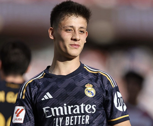 <a href='https://byqcxy.com/news/tag/286.html' style='color: blue;'>皇马</a>球员居莱尔训练状态佳,<a href='https://byqcxy.com/news/tag/260.html' style='color: blue;'>欧冠</a>对阵<a href='https://www.www.byqcxy.com/news/tag/401.html' style='color: blue;'>利物浦</a>首发无虞