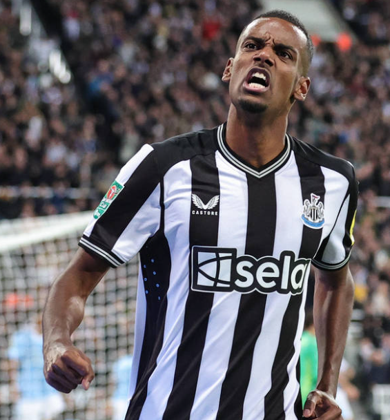 瑞典主帅波特谈伊萨克伤病：期待出战，谨慎评估