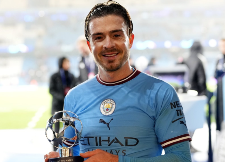 莫耶斯谈埃弗顿客胜伯恩茅斯：胜利背后的关键因素与球员表现剖析