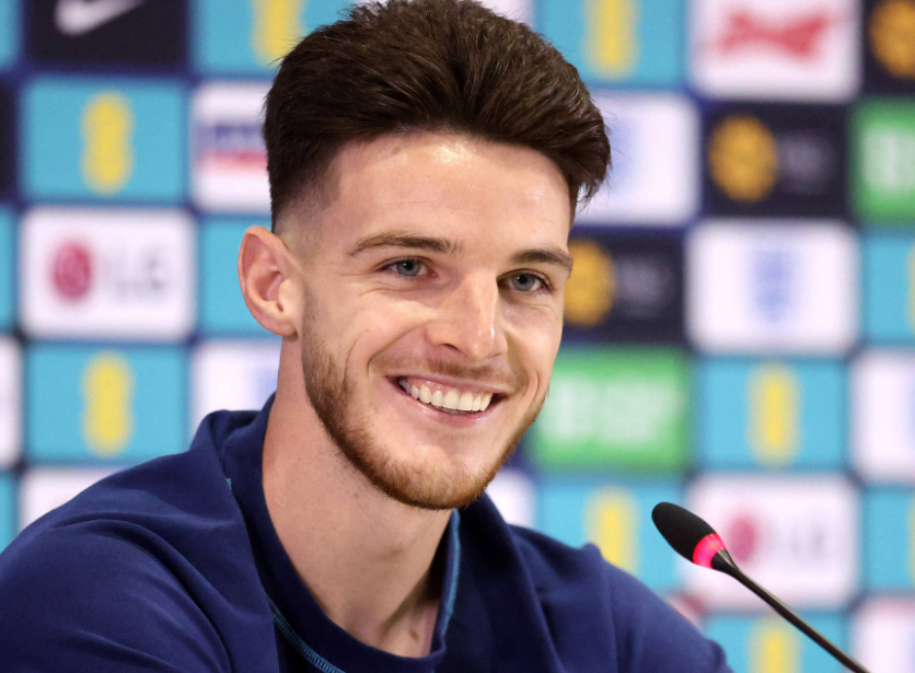 赖斯获名宿盛赞，阿森纳夺冠征程迎关键助力