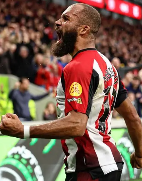 英超第31轮：曼联客场平局，<a href='/news/tag/1160915' style='color: blue;'>姆伯莫</a>陷入进球荒